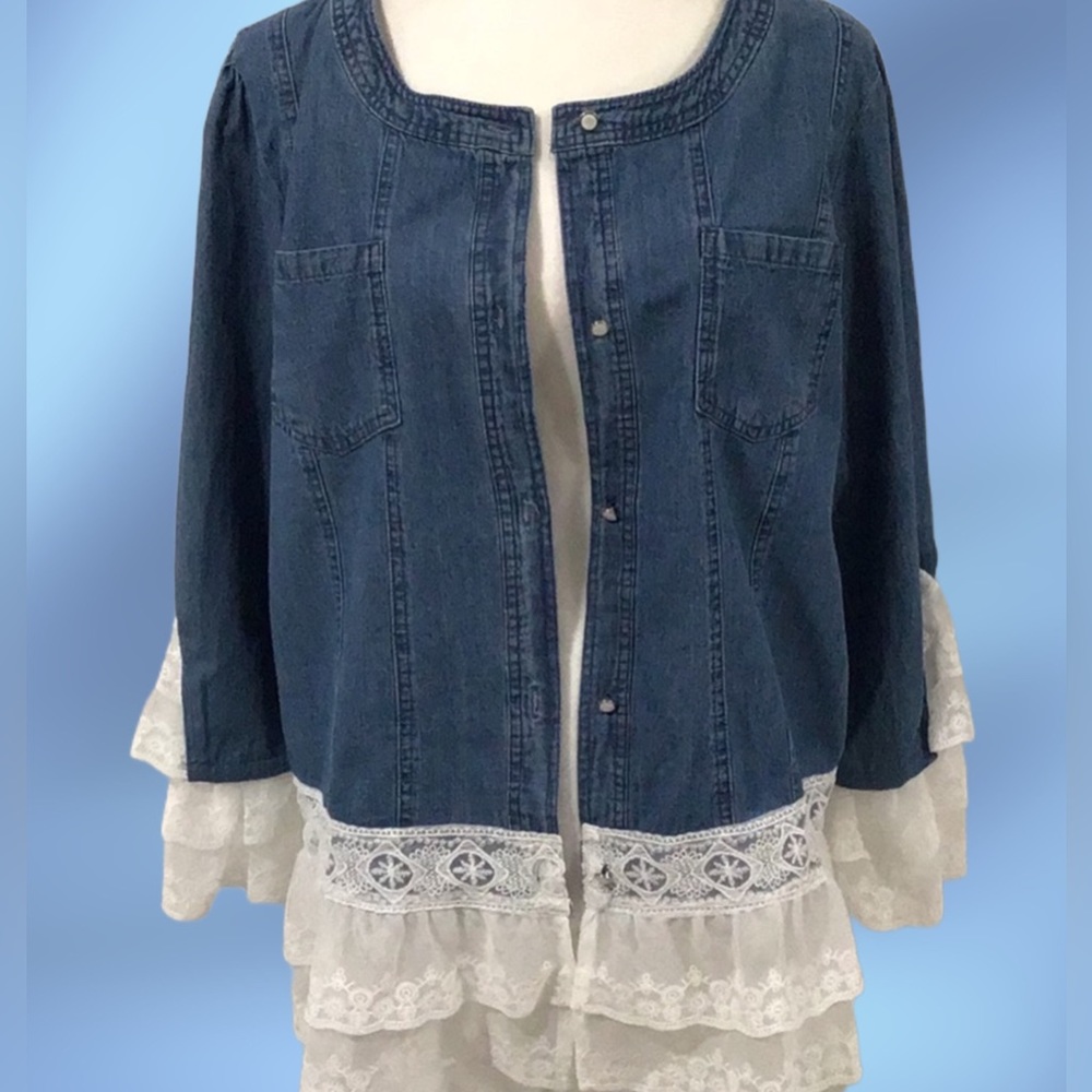 Jean and‎ Lace Jacket, Size Medium